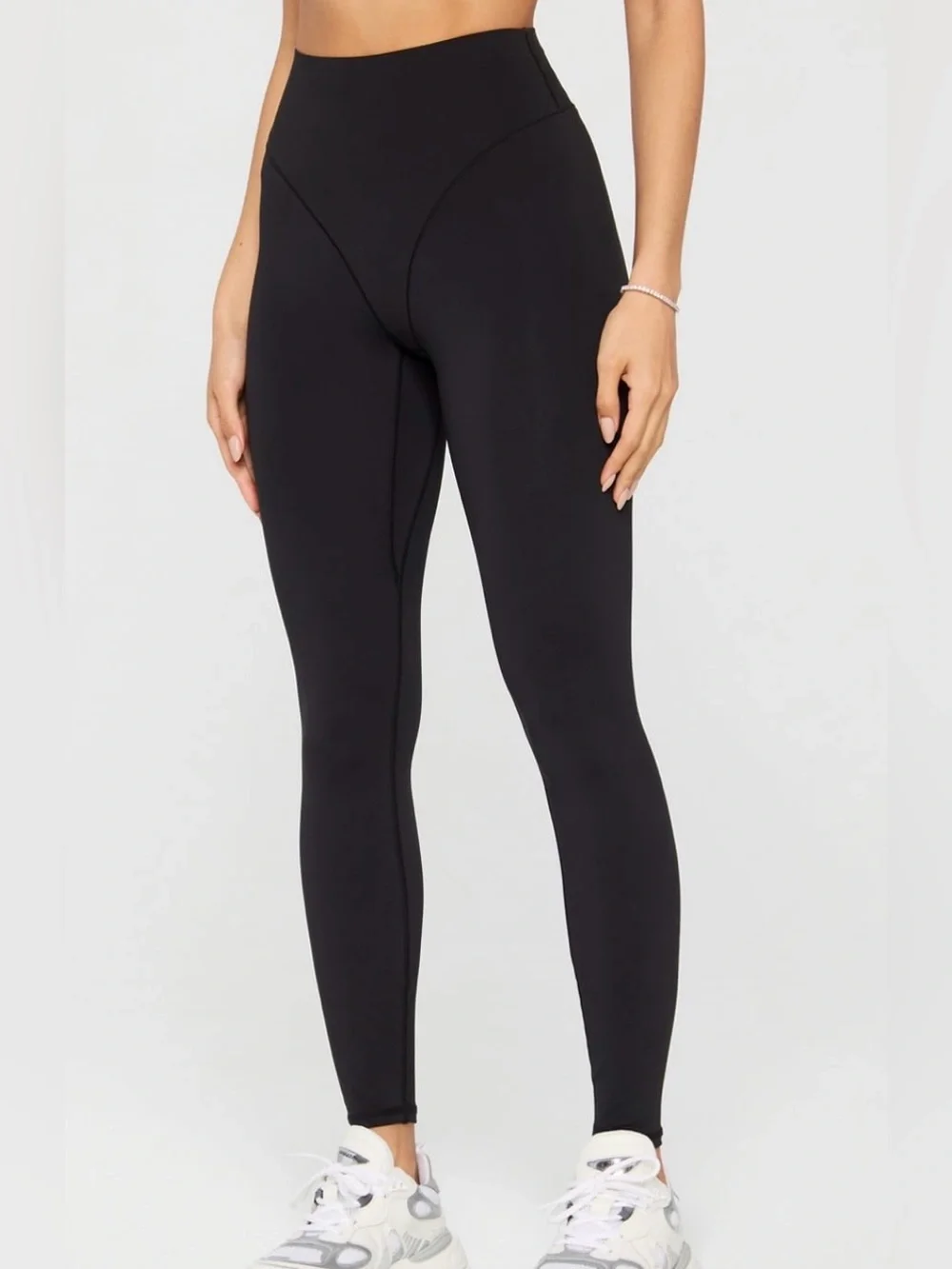 Fabletics PureLuxe High-Waisted Sweetheart Legging